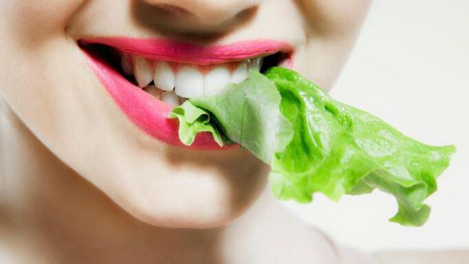 a leaf of lettuce to lose weight of 5 kg per week